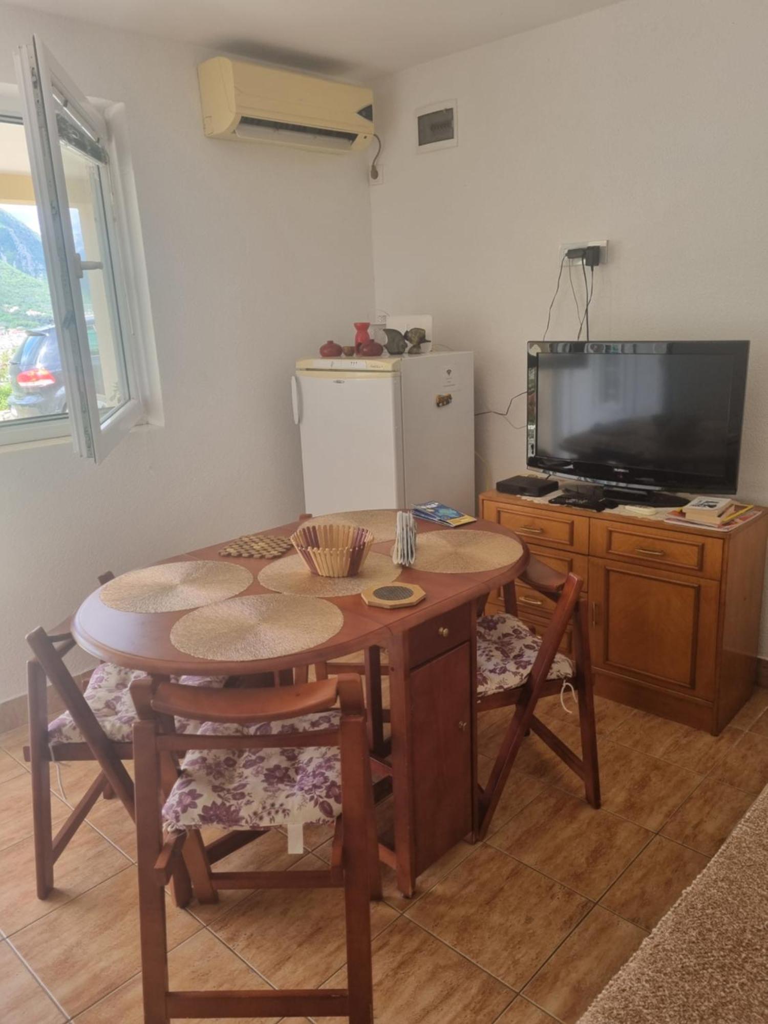 Apartment Jelena Kotor Exteriér fotografie